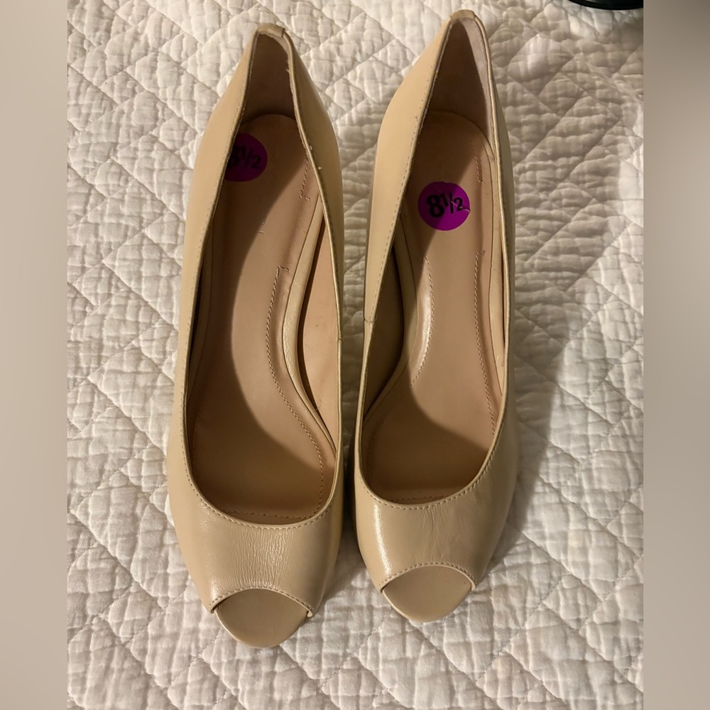 Tahari Cream Peep-Toe Heels